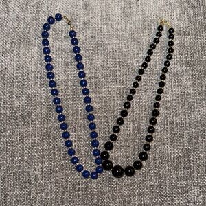 Chic Blue and Black Beaded Necklace